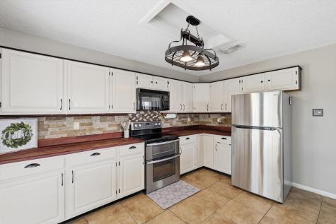 1520 Warwick Drive Mansfield TX 76063