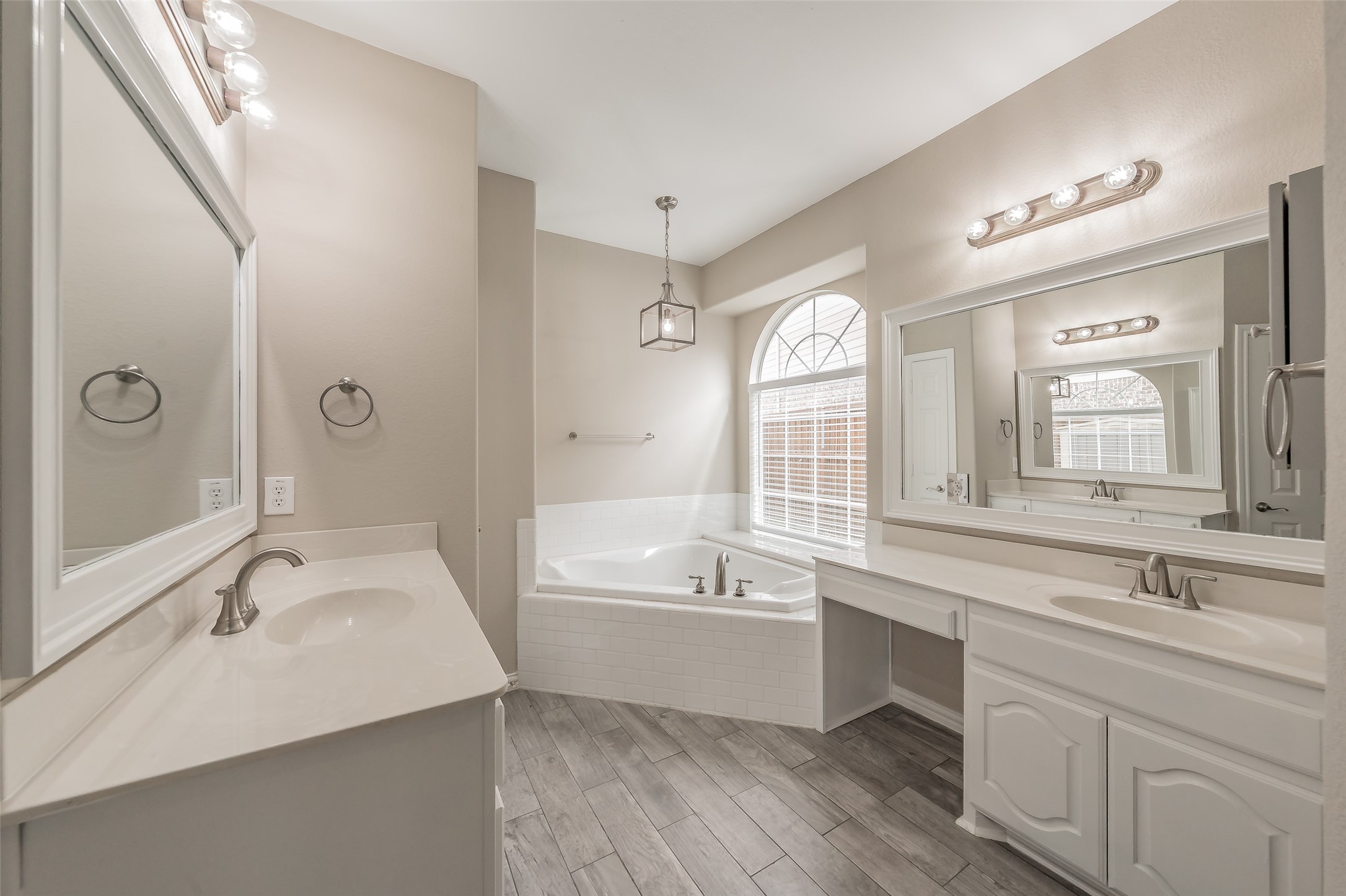 11840 Balta Drive Fort Worth TX 76244