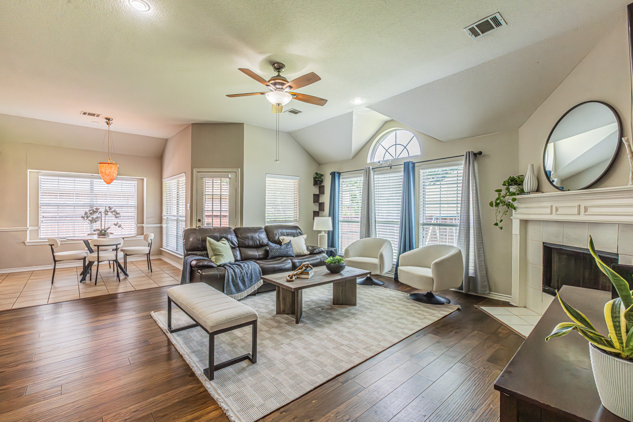 1426 Ranch Hill Drive Irving TX 75063
