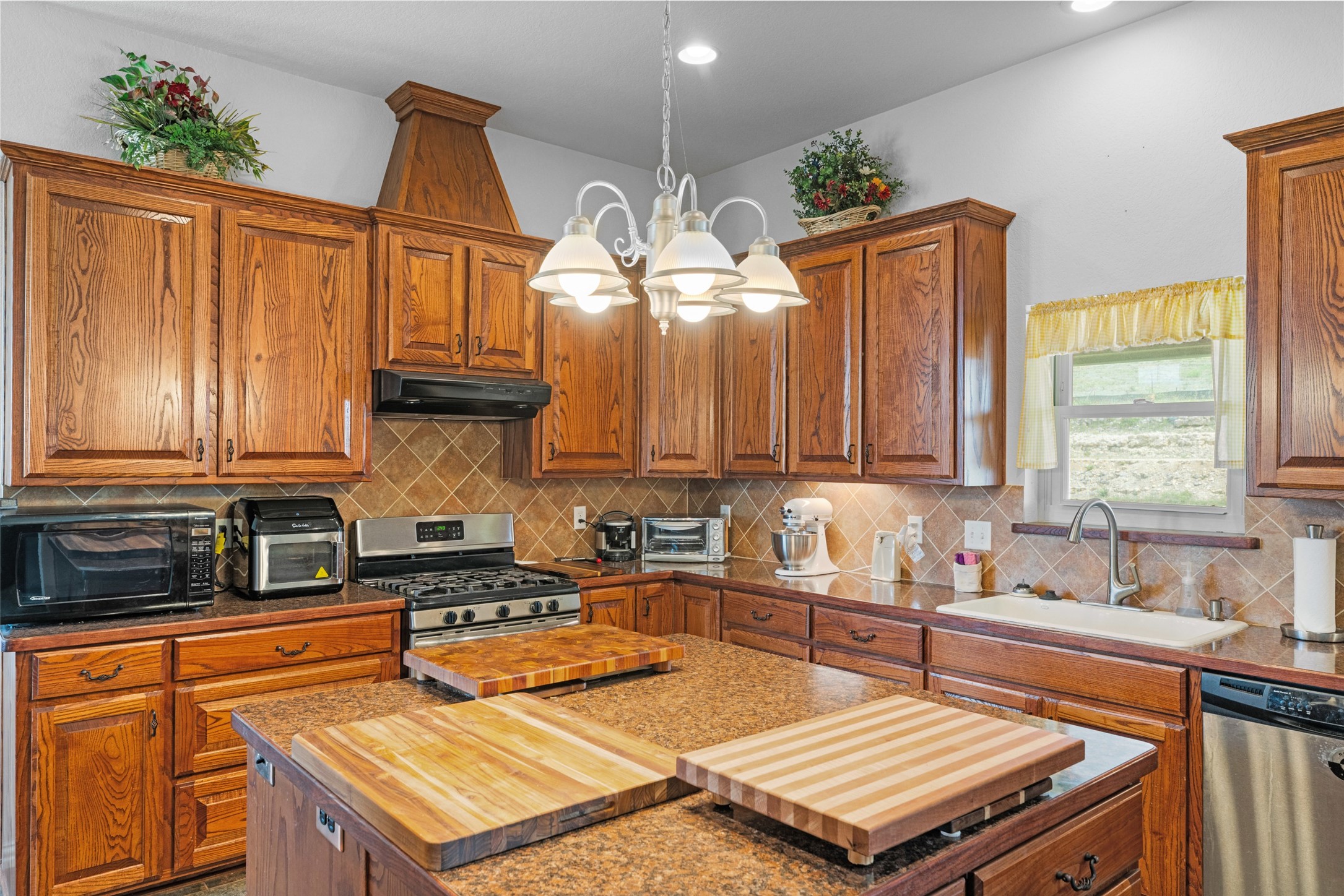 1114 Mount Lane Rhome TX 76078