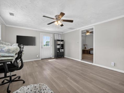 225 Cobb Avenue Van Alstyne TX 75495
