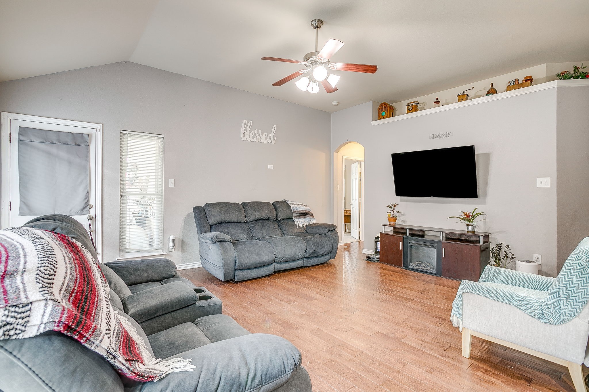 3321 Royal Crest Drive Fort Worth TX 76140