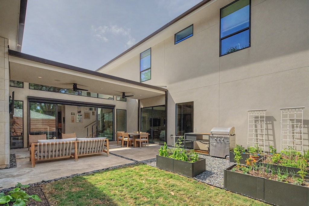 4011 Highgrove Drive Dallas TX 75220