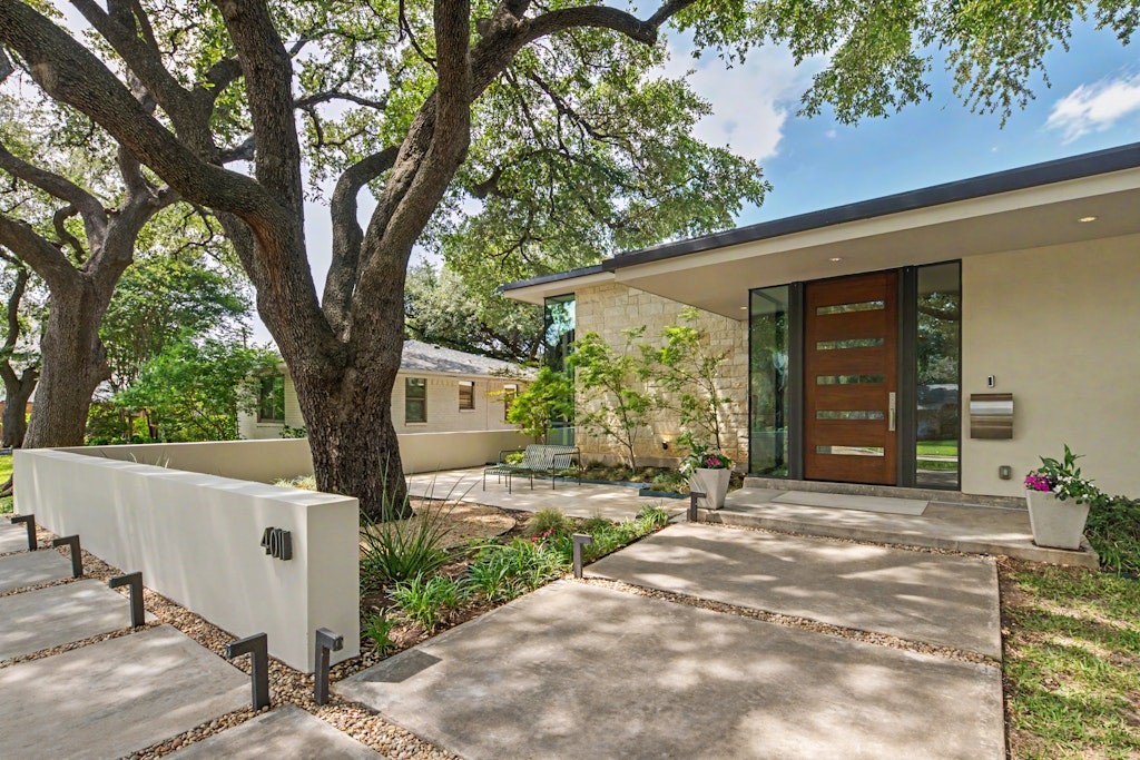 4011 Highgrove Drive Dallas TX 75220
