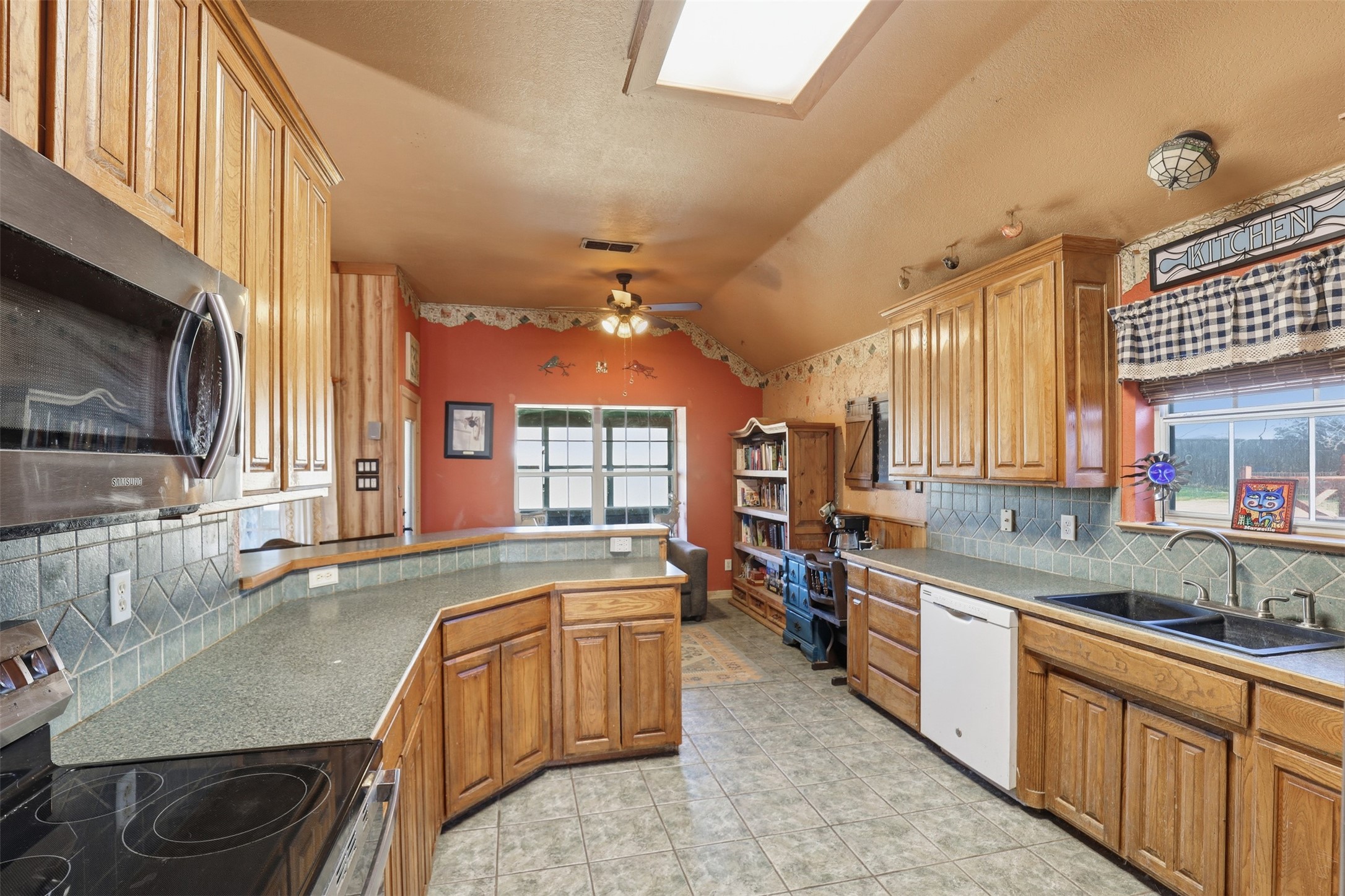 9940 Calf Meadows Lane Fort Worth TX 76126