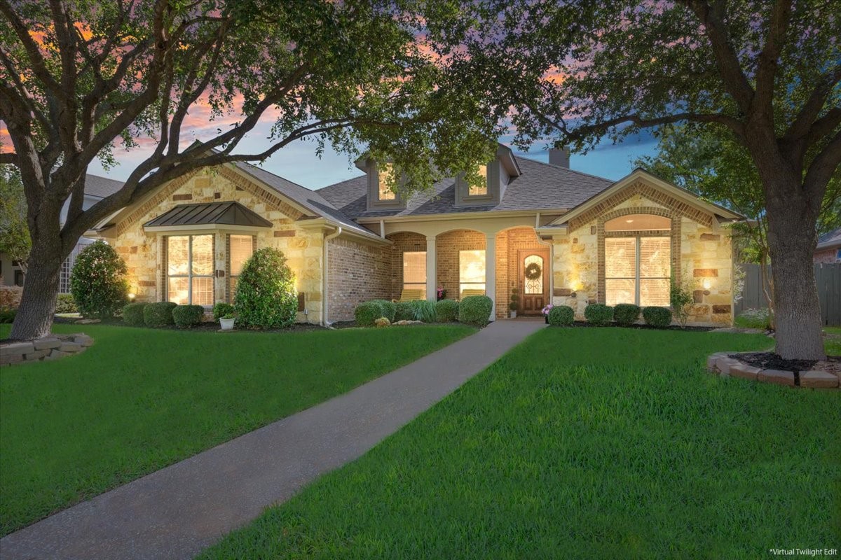 302 Edinburgh Waco TX 76712