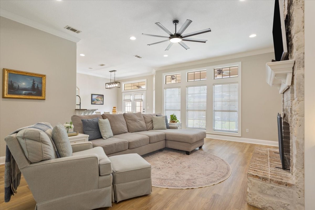 302 Edinburgh Waco TX 76712