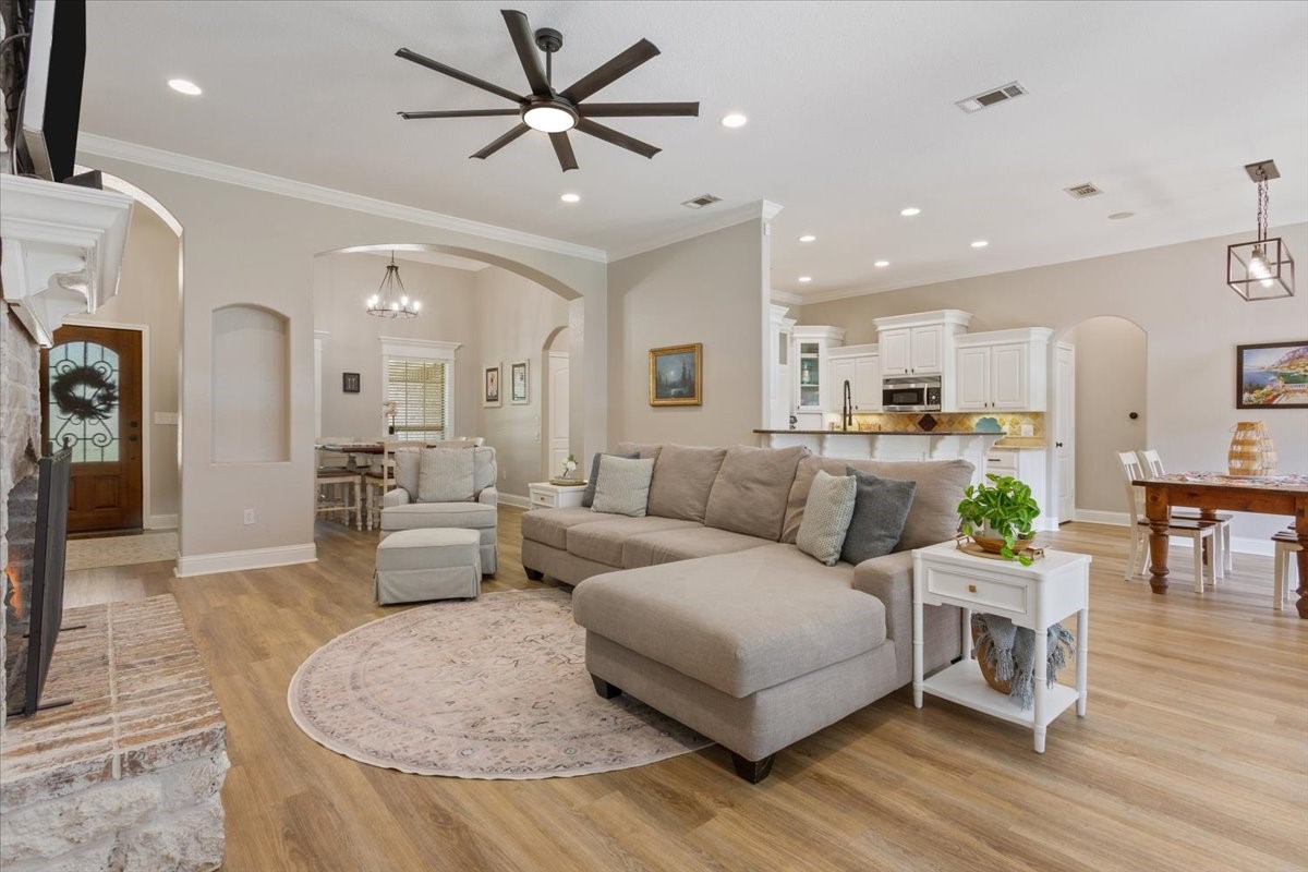 302 Edinburgh Waco TX 76712