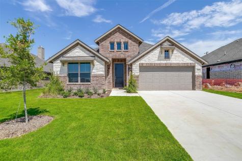 612 Clark Street Grandview TX 76050
