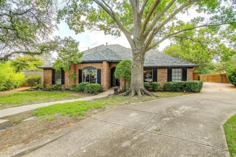 4308 Essex Court Arlington TX 76016