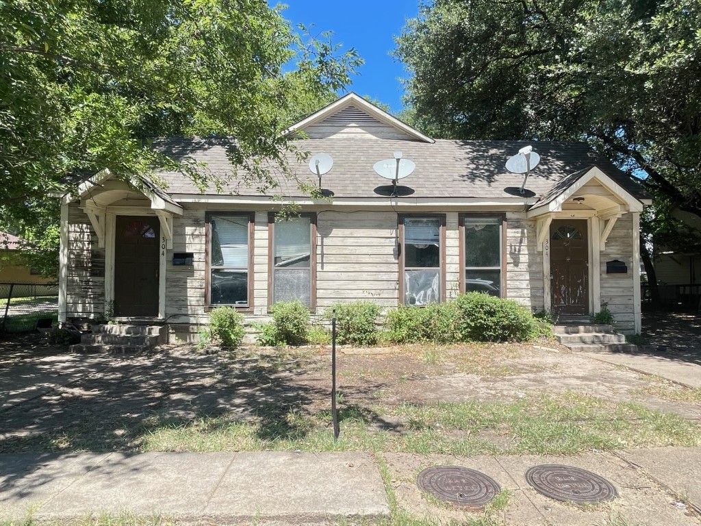 304 W 9th Street Bonham TX 75418