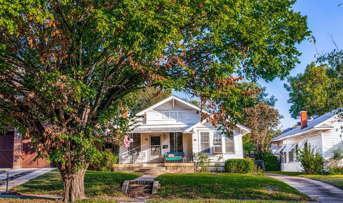 5925 Richmond Avenue Dallas TX 75206
