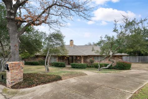 1801 Longbranch Court Arlington TX 76012
