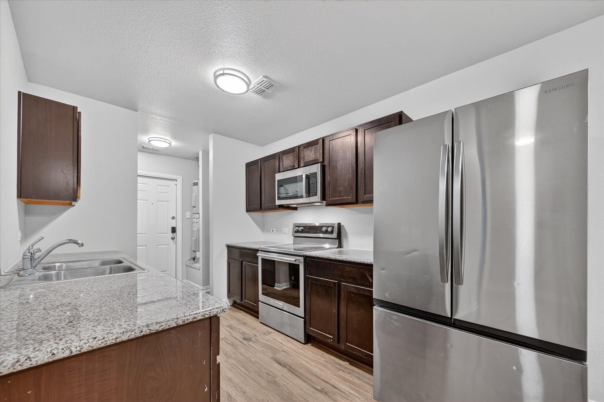 1249 Lindale Terrace Pelican Bay TX 76020
