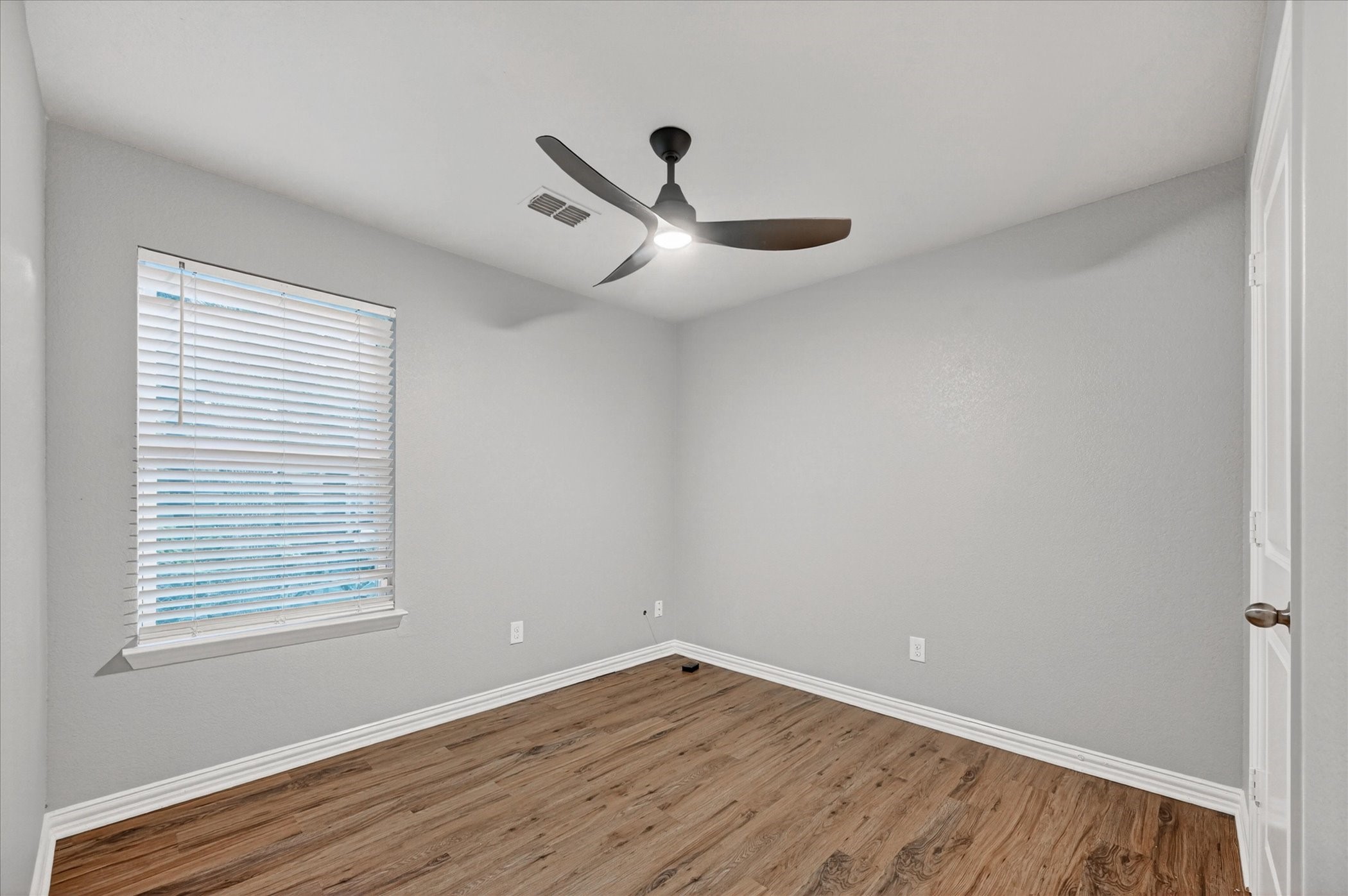 1249 Lindale Terrace Pelican Bay TX 76020