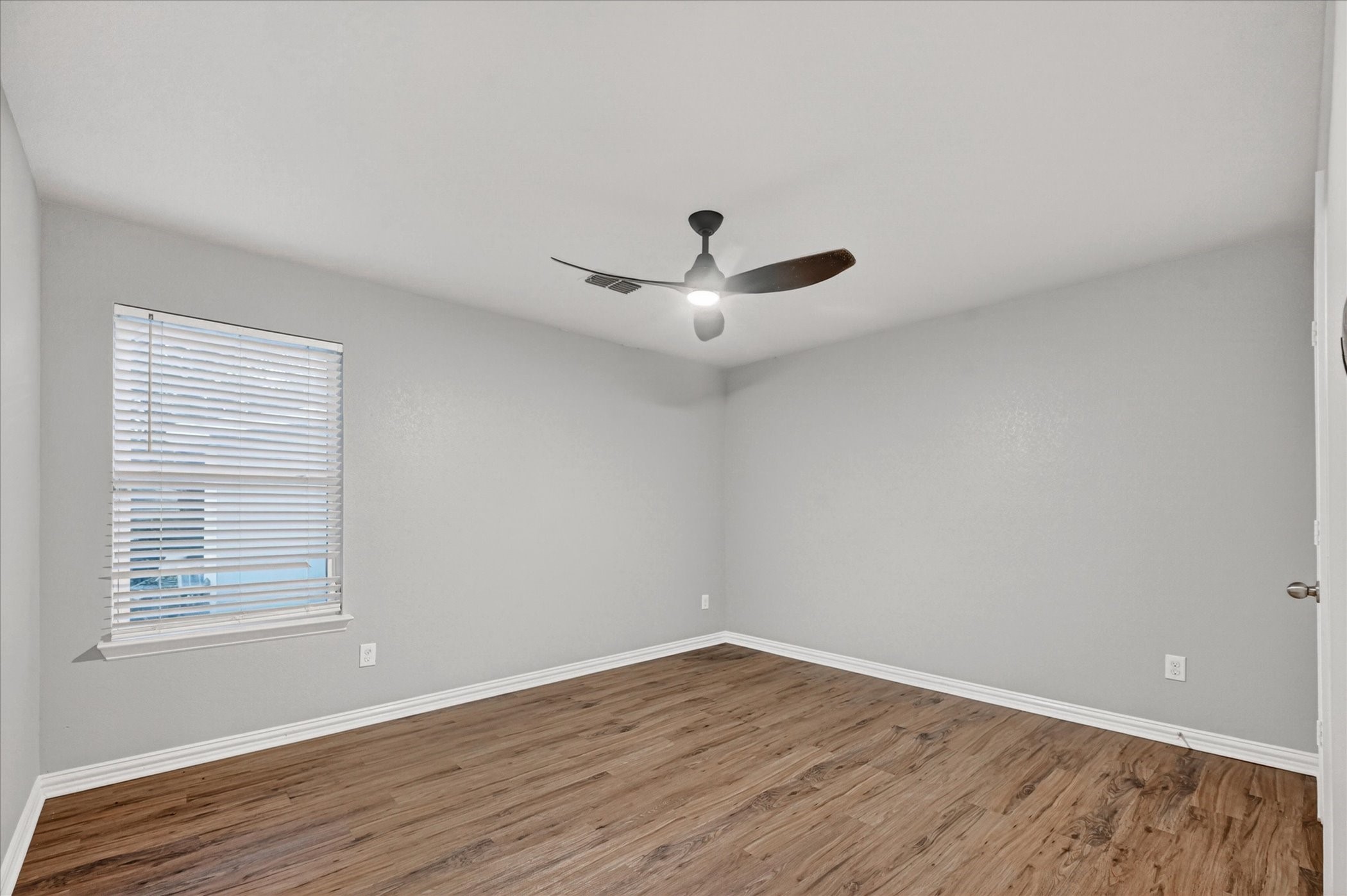 1249 Lindale Terrace Pelican Bay TX 76020