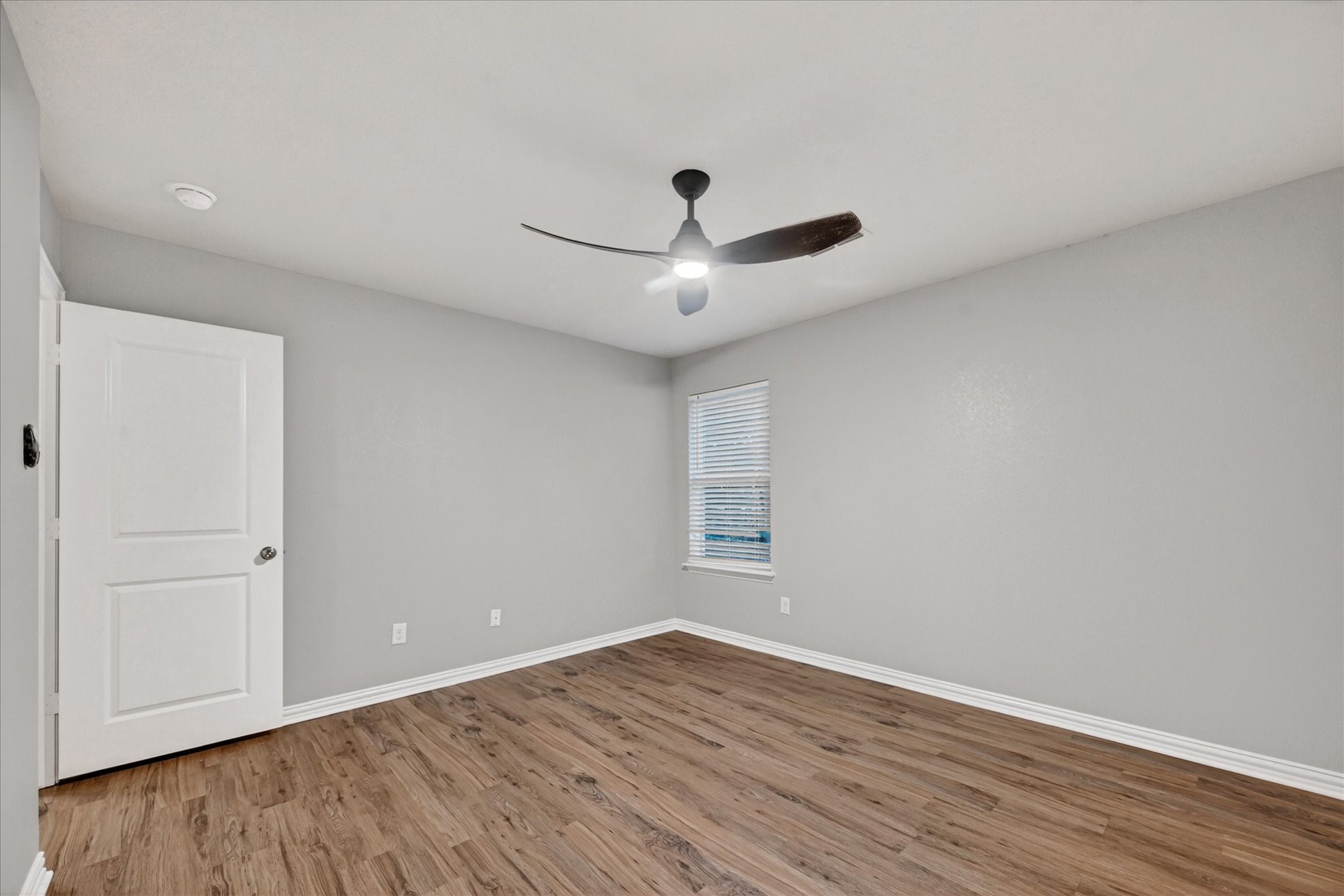 1249 Lindale Terrace Pelican Bay TX 76020
