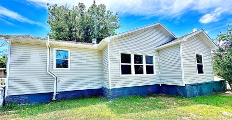 805 W 12th Street Cisco TX 76437