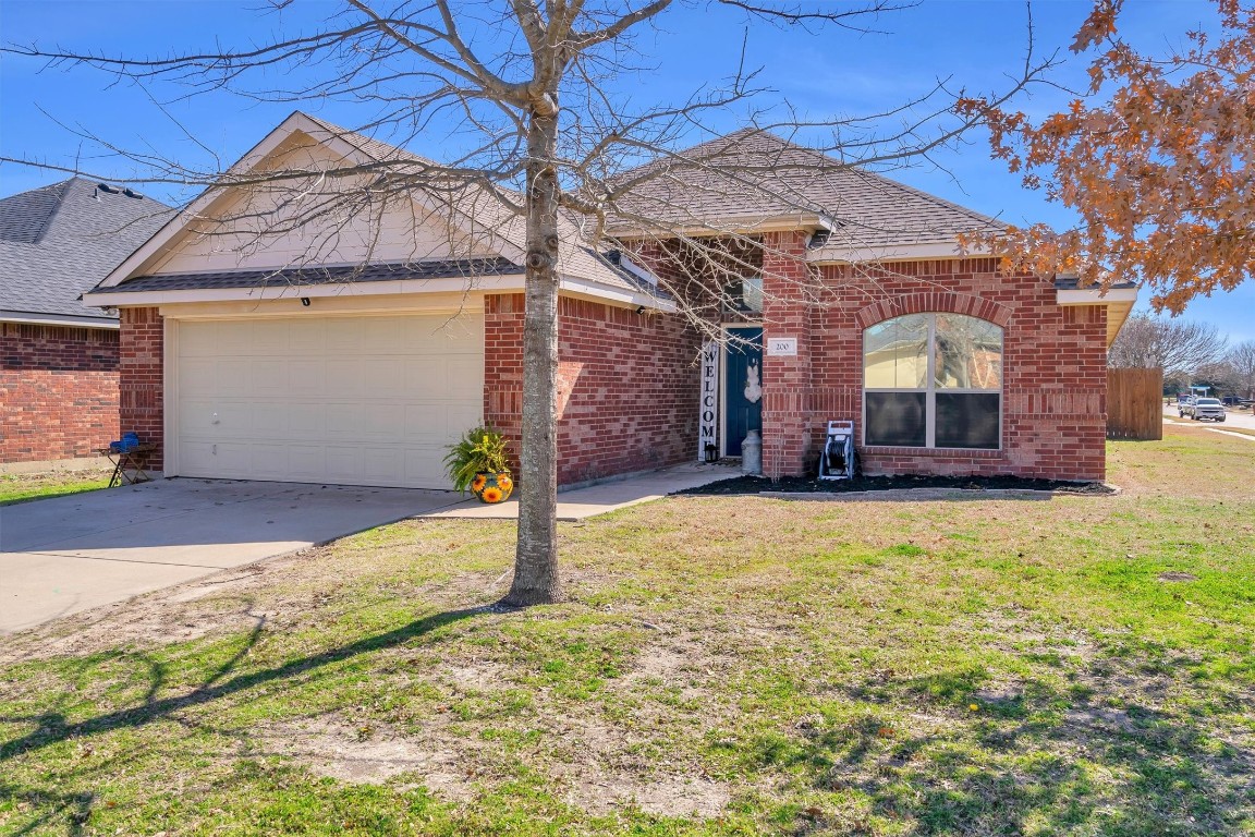 200 Rawhide Street Waxahachie TX 75165