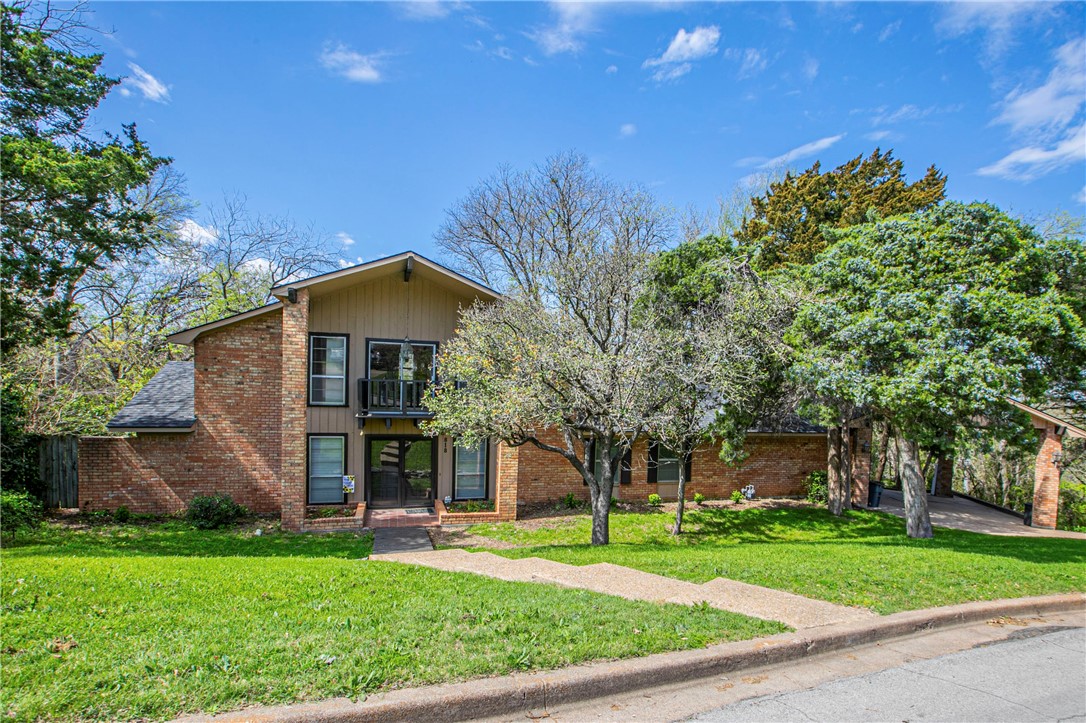 818 White Oak Drive Woodway TX 76712