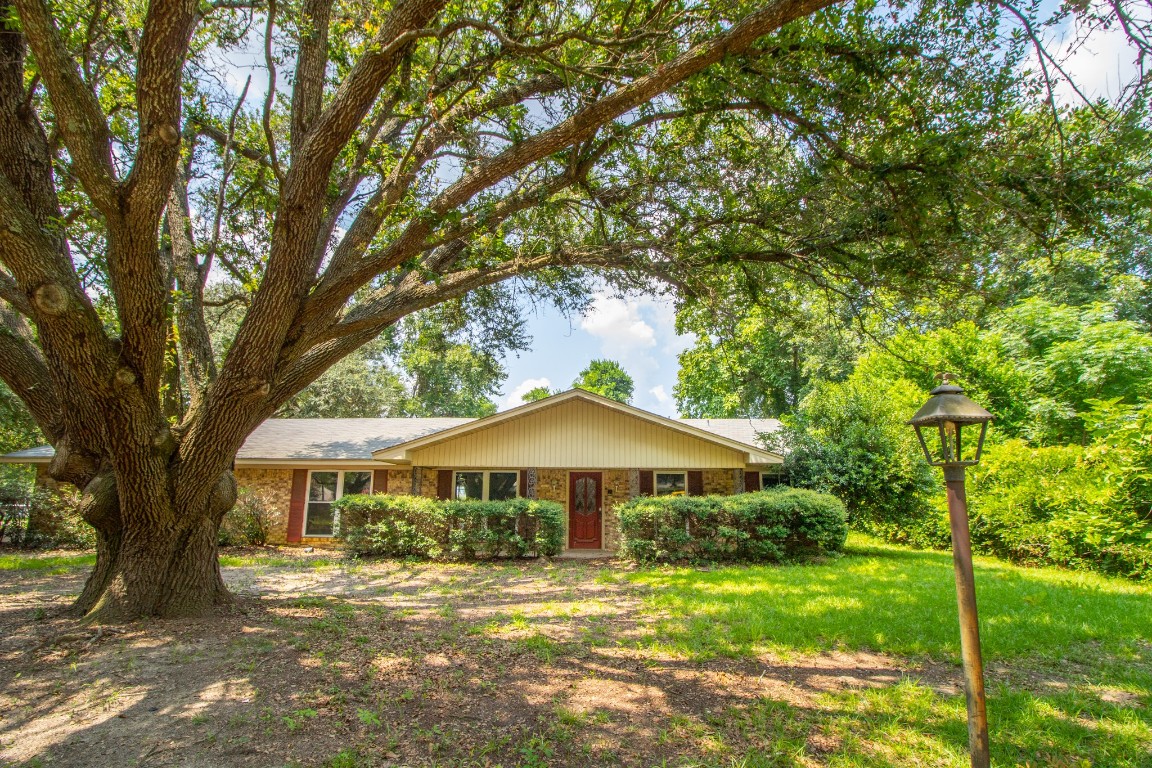309 Arlene Street Lindale TX 75771
