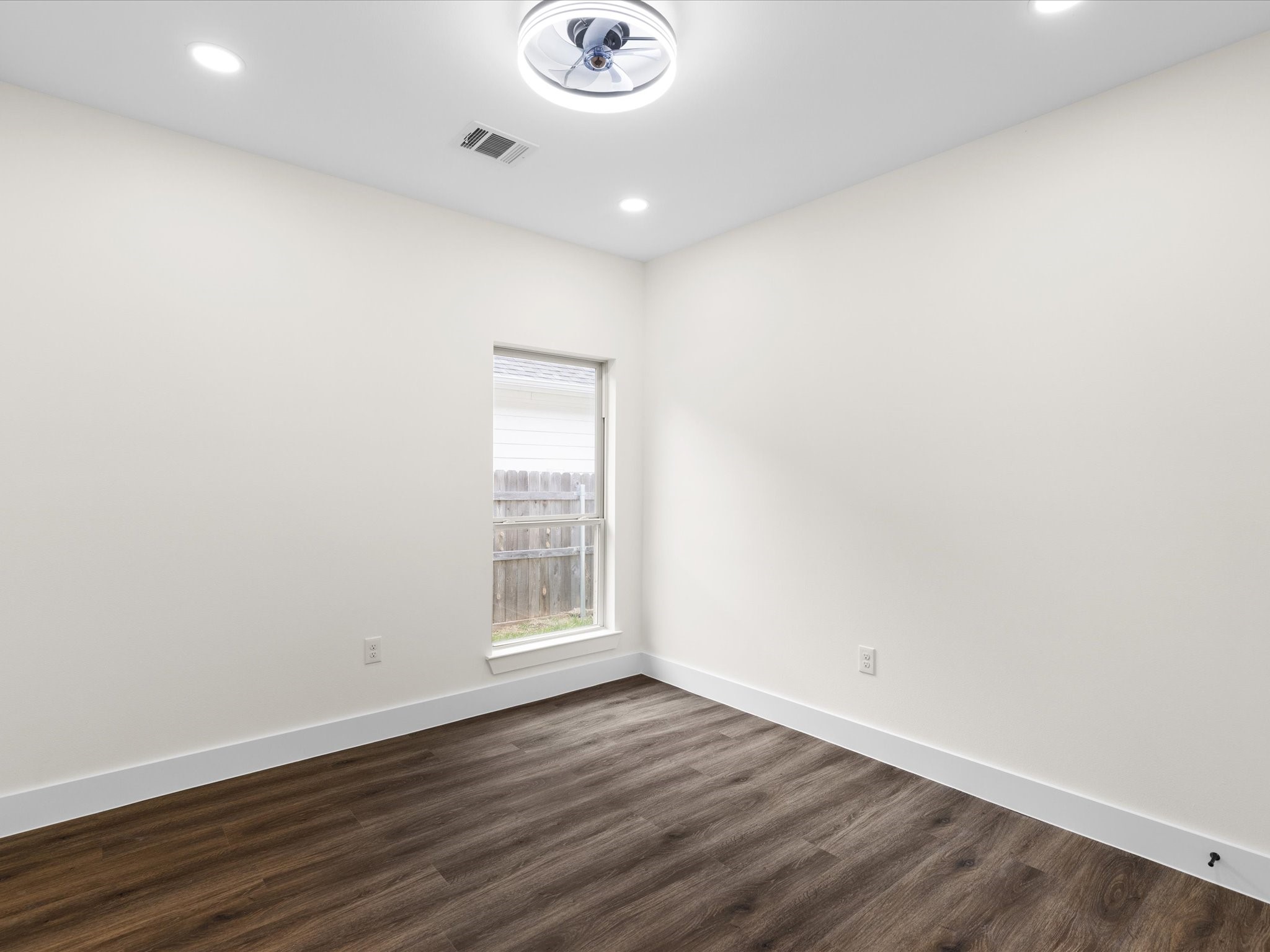 5212 Crowley Street Sansom Park TX 76114
