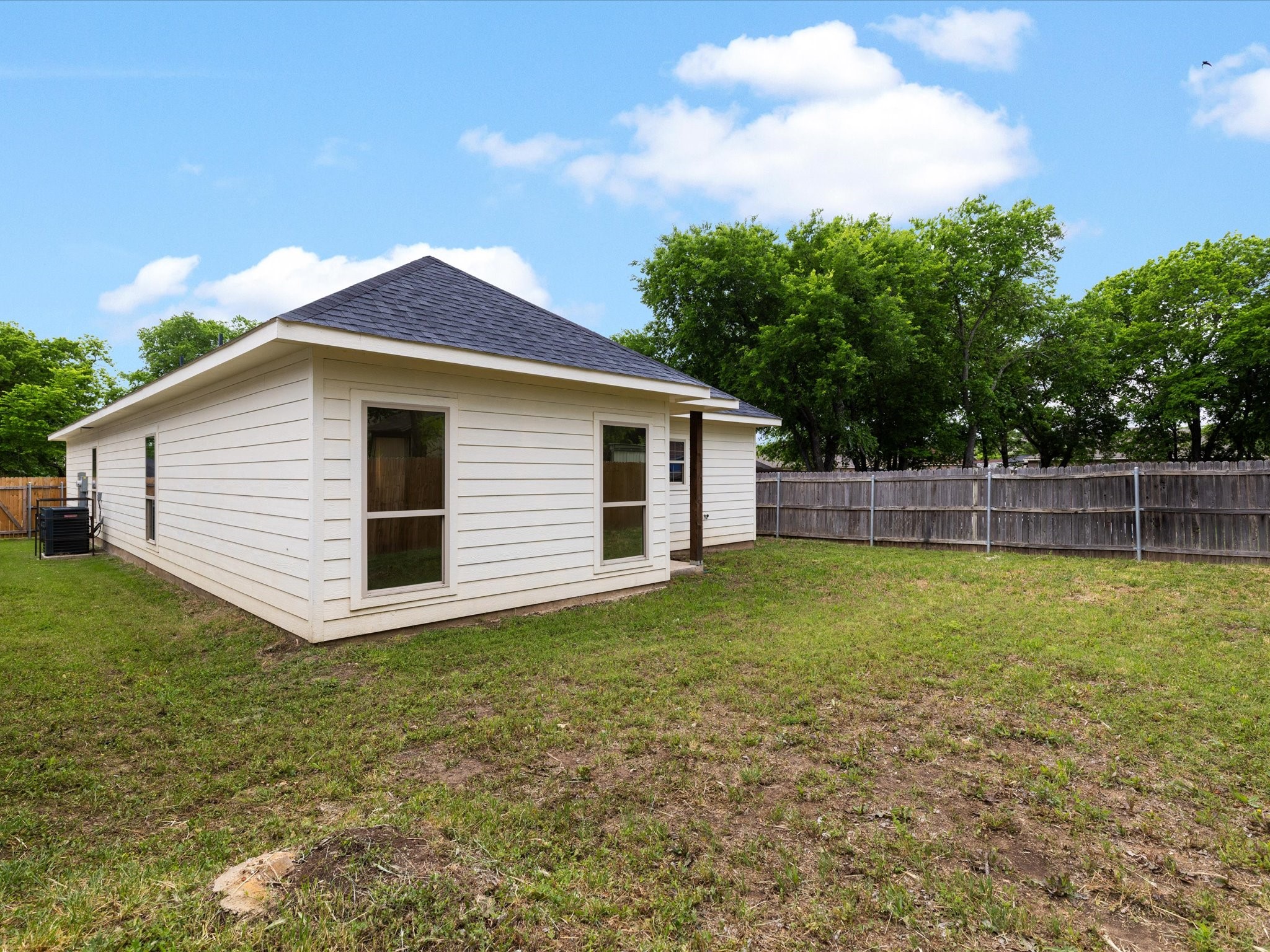 5212 Crowley Street Sansom Park TX 76114