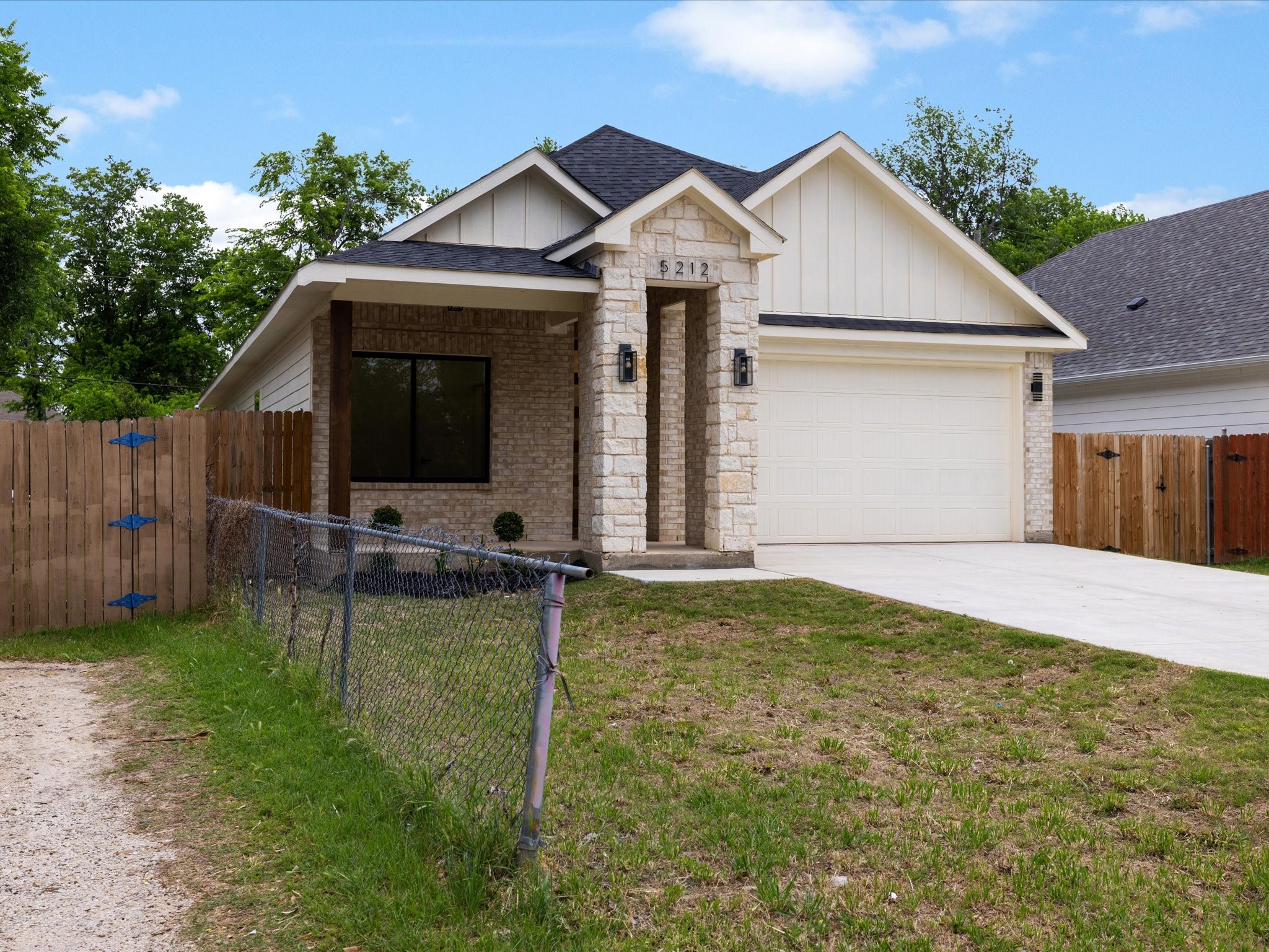 5212 Crowley Street Sansom Park TX 76114
