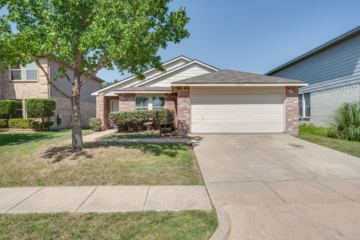 2712 Lazy Oak Drive Little Elm TX 75068