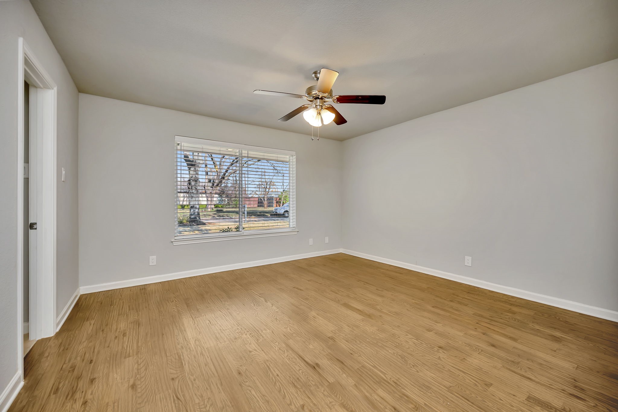4566 Thunder Road Dallas TX 75244