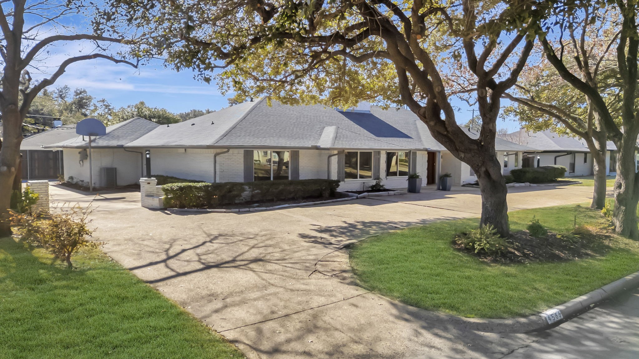 4566 Thunder Road Dallas TX 75244