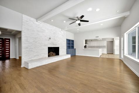 4566 Thunder Road Dallas TX 75244