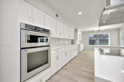 4566 Thunder Road Dallas TX 75244