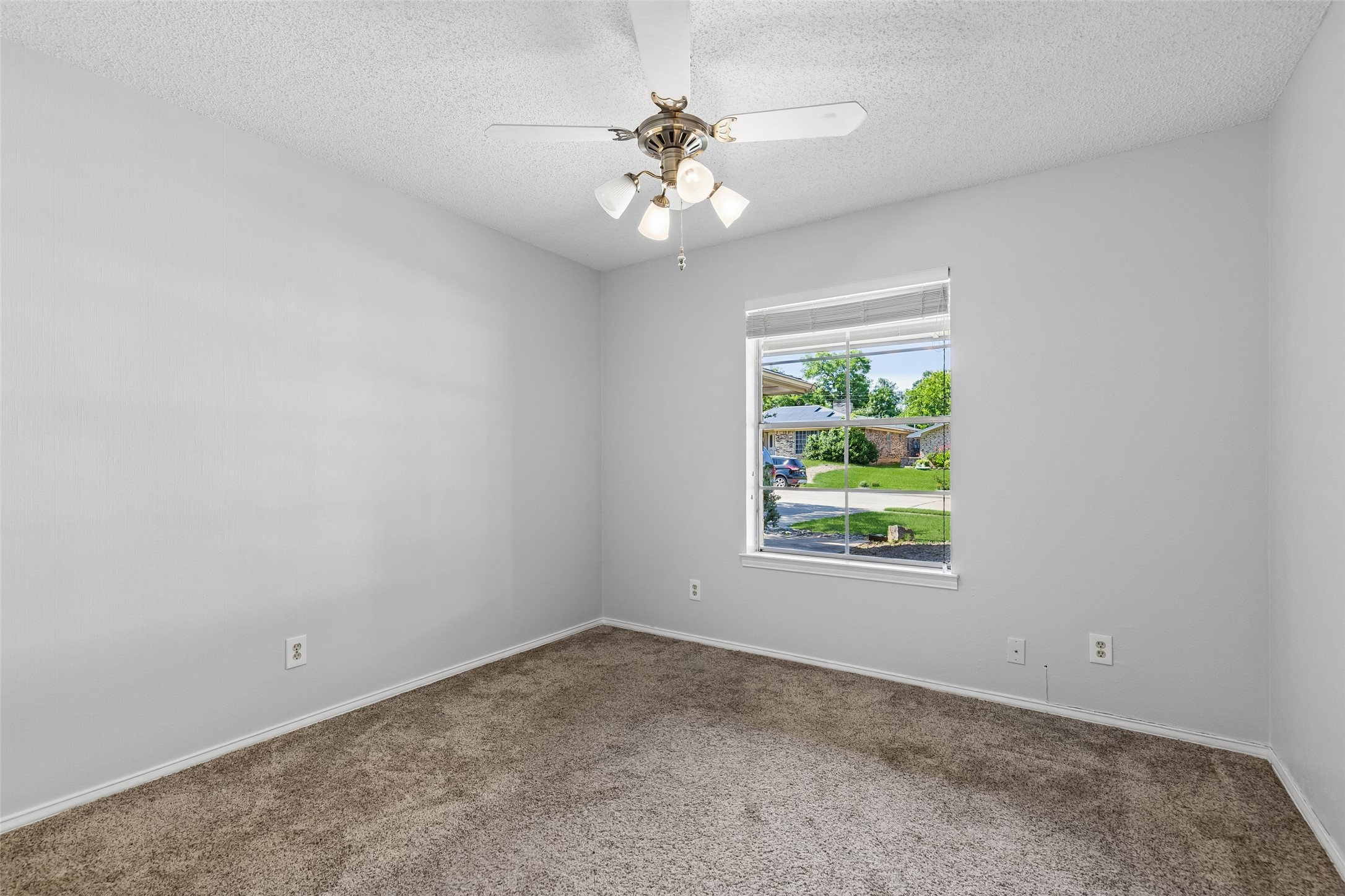2100 Sandy Lane Irving TX 75060