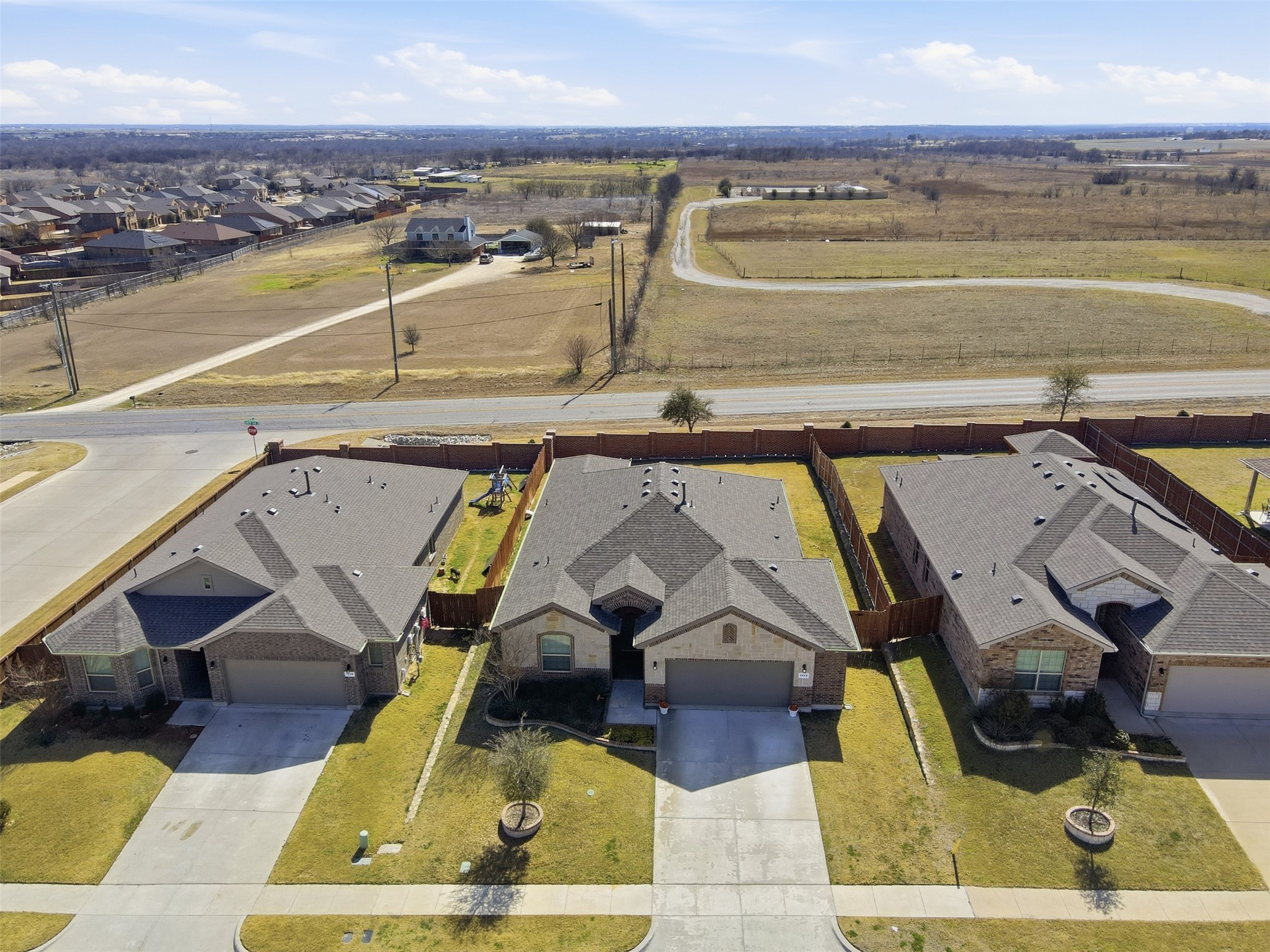 1502 Livermore Lane Cleburne TX 76033