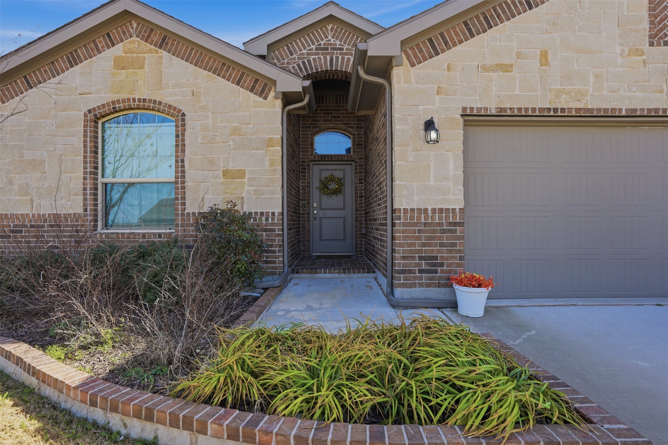1502 Livermore Lane Cleburne TX 76033