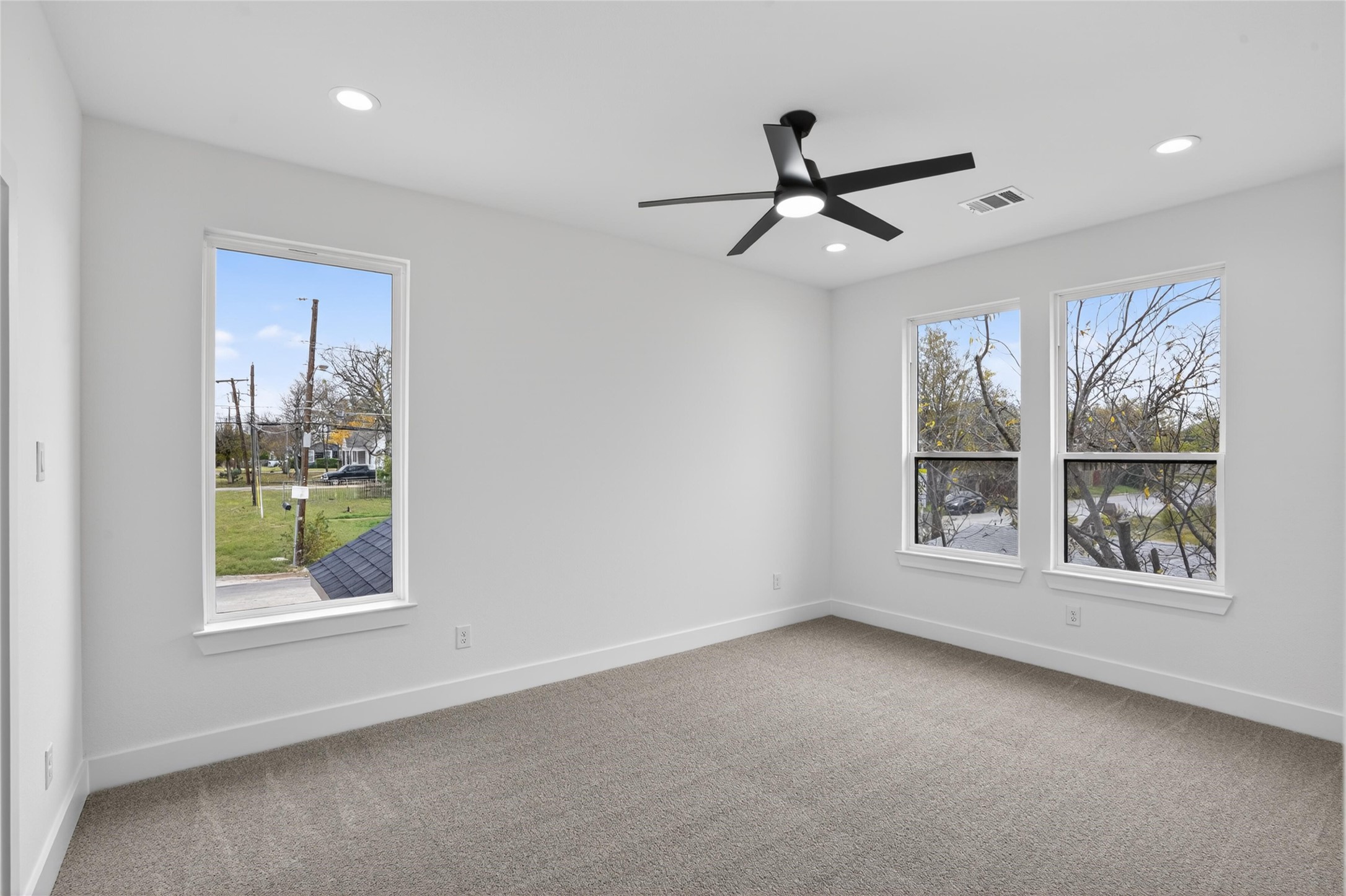 2007 N Montclair Avenue Dallas TX 75208