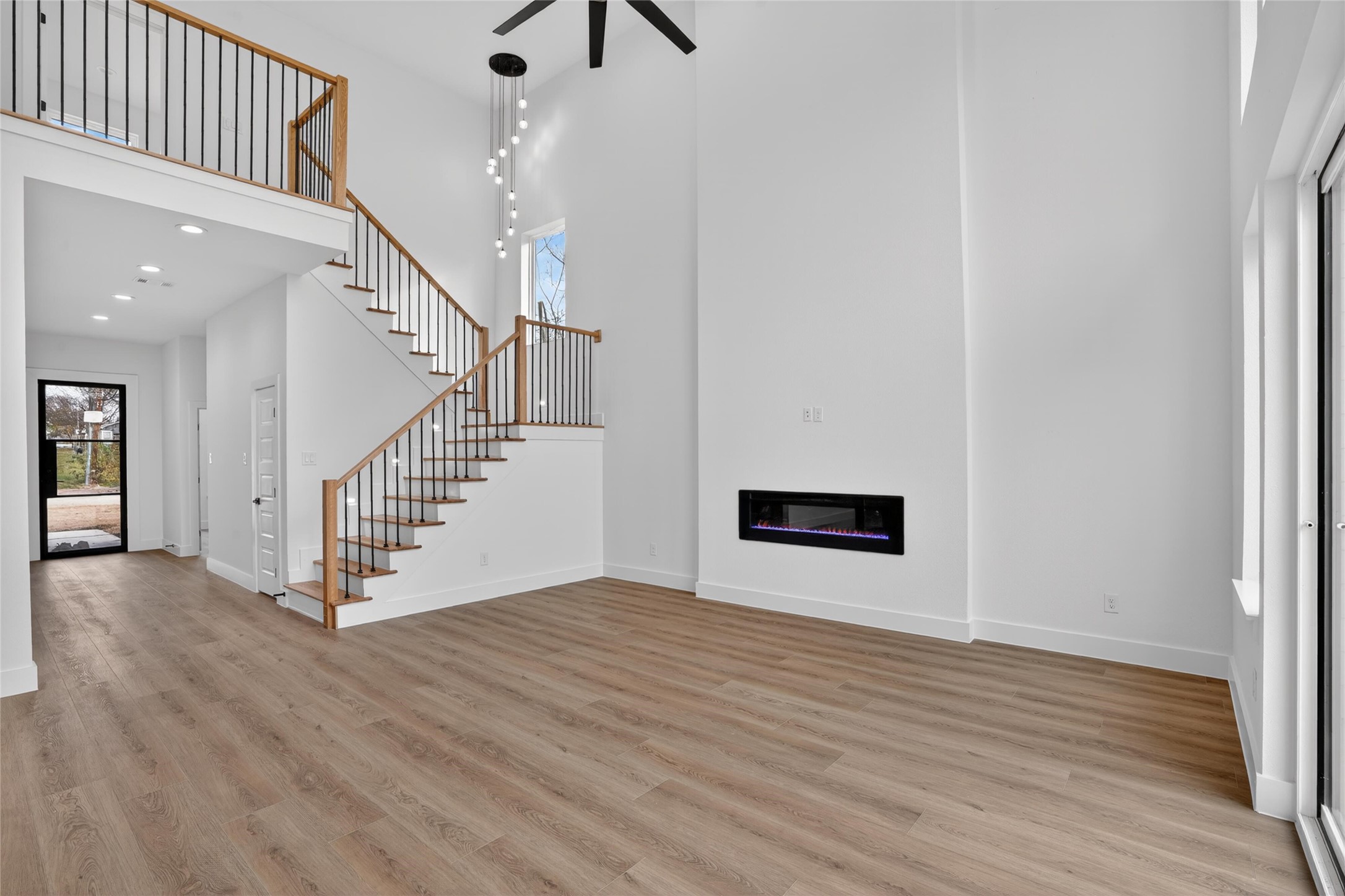 2007 N Montclair Avenue Dallas TX 75208
