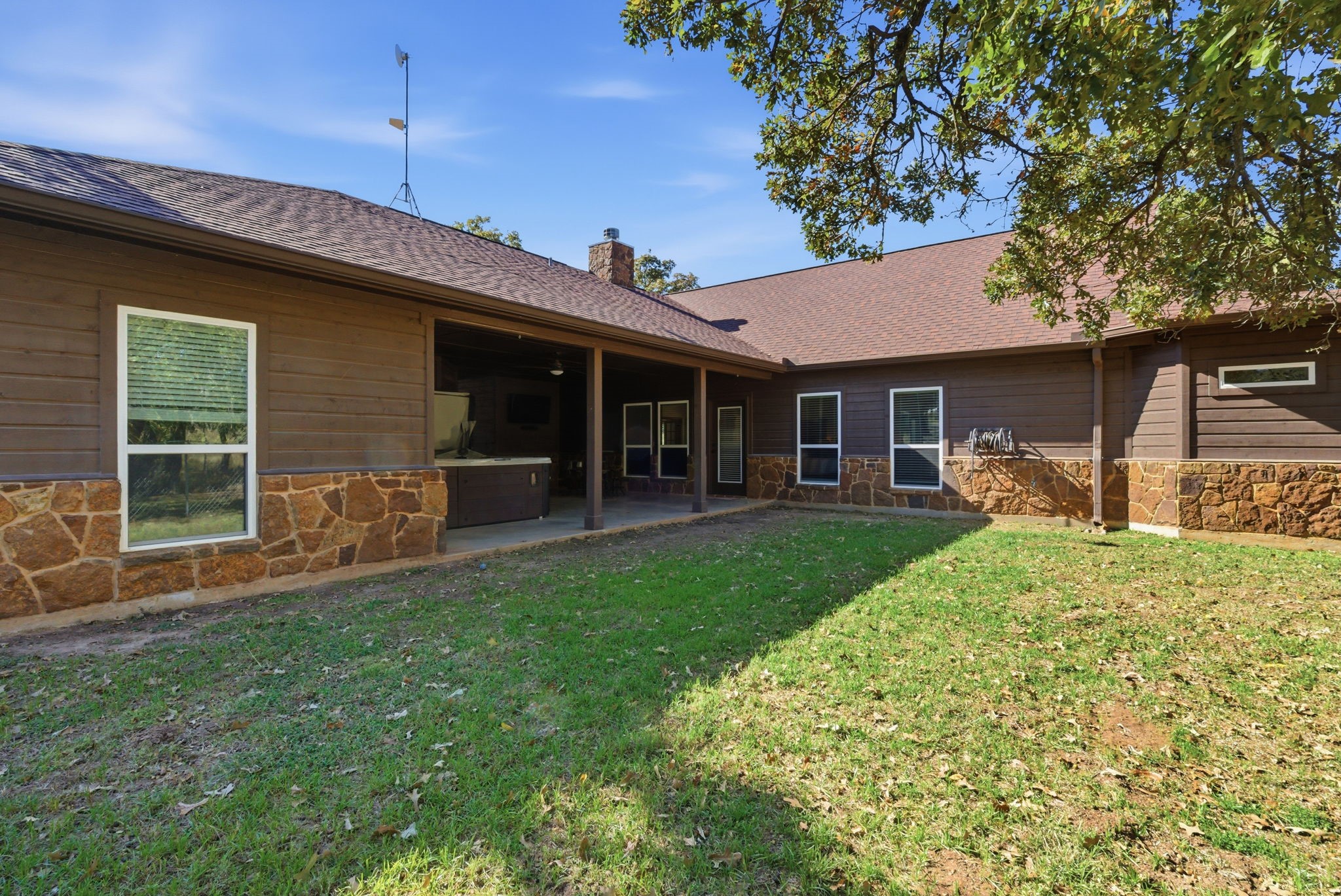 160 Falcon Drive Weatherford TX 76088