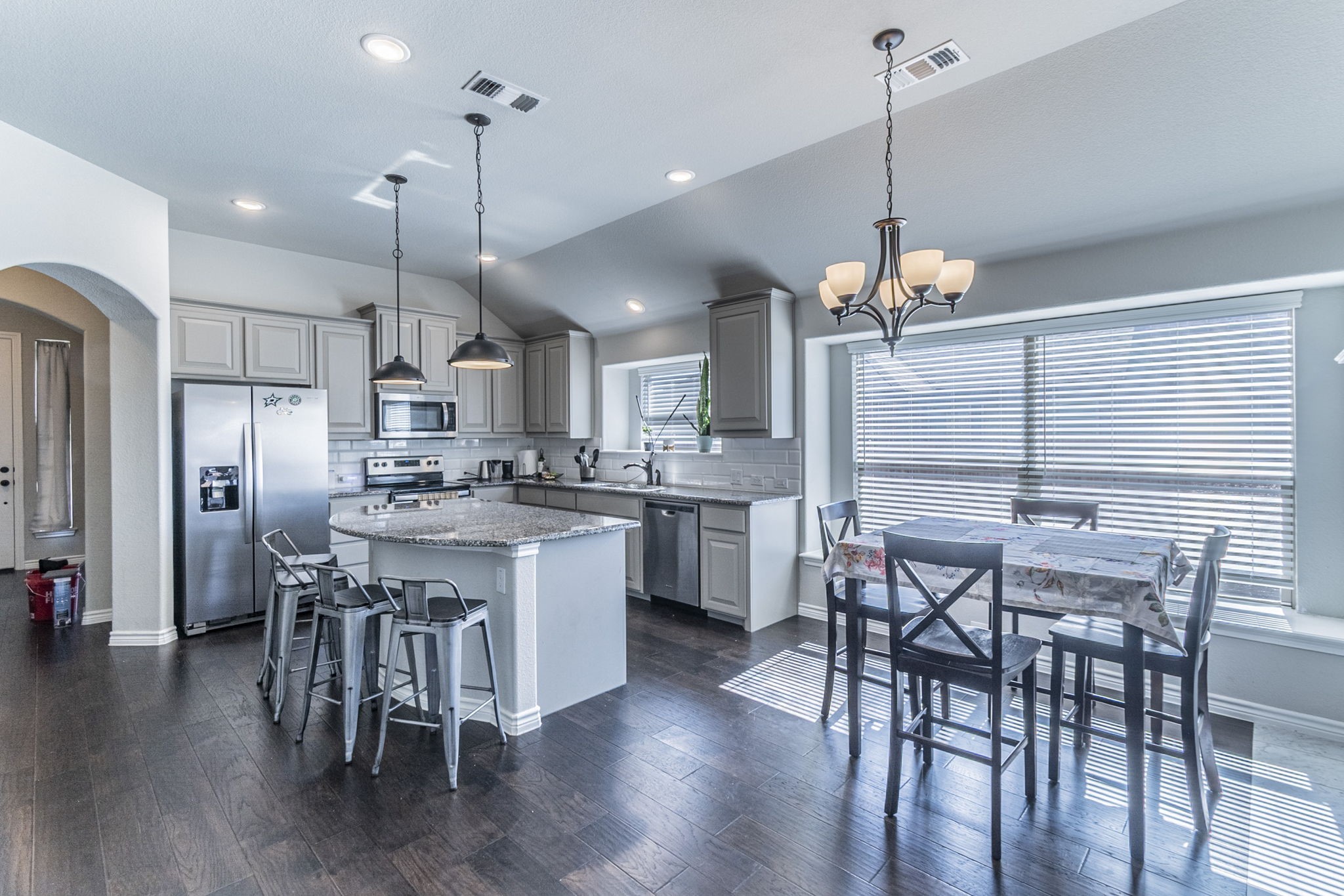 1901 Maplewood Drive Glenn Heights TX 75154