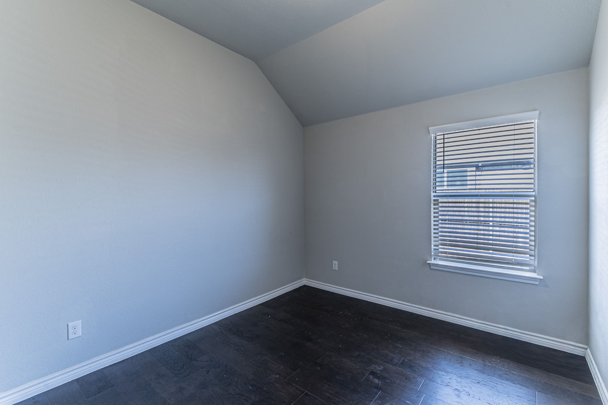 1901 Maplewood Drive Glenn Heights TX 75154