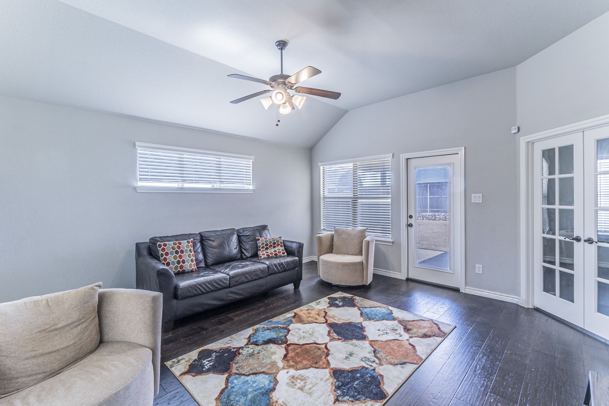1901 Maplewood Drive Glenn Heights TX 75154