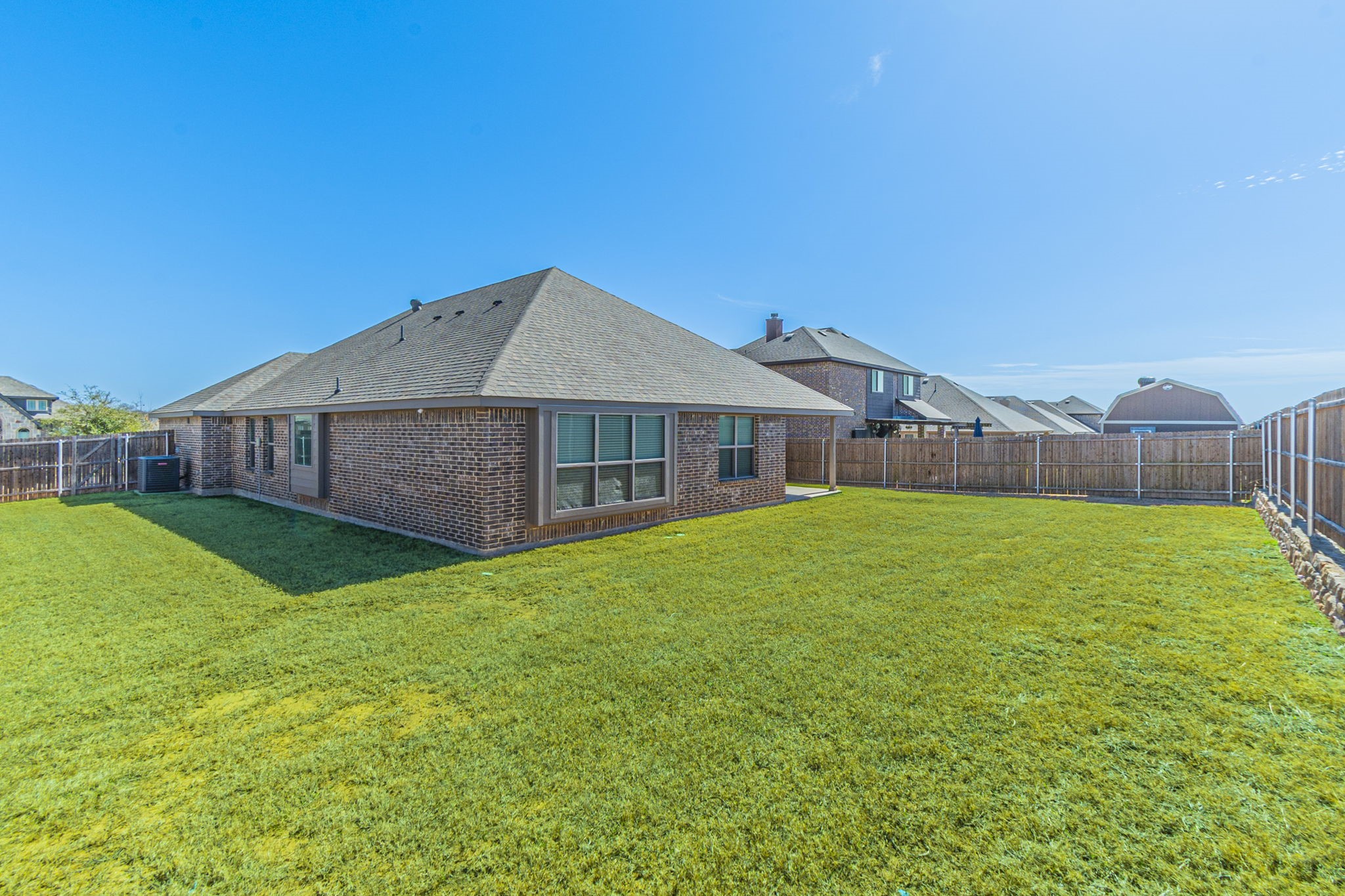1901 Maplewood Drive Glenn Heights TX 75154