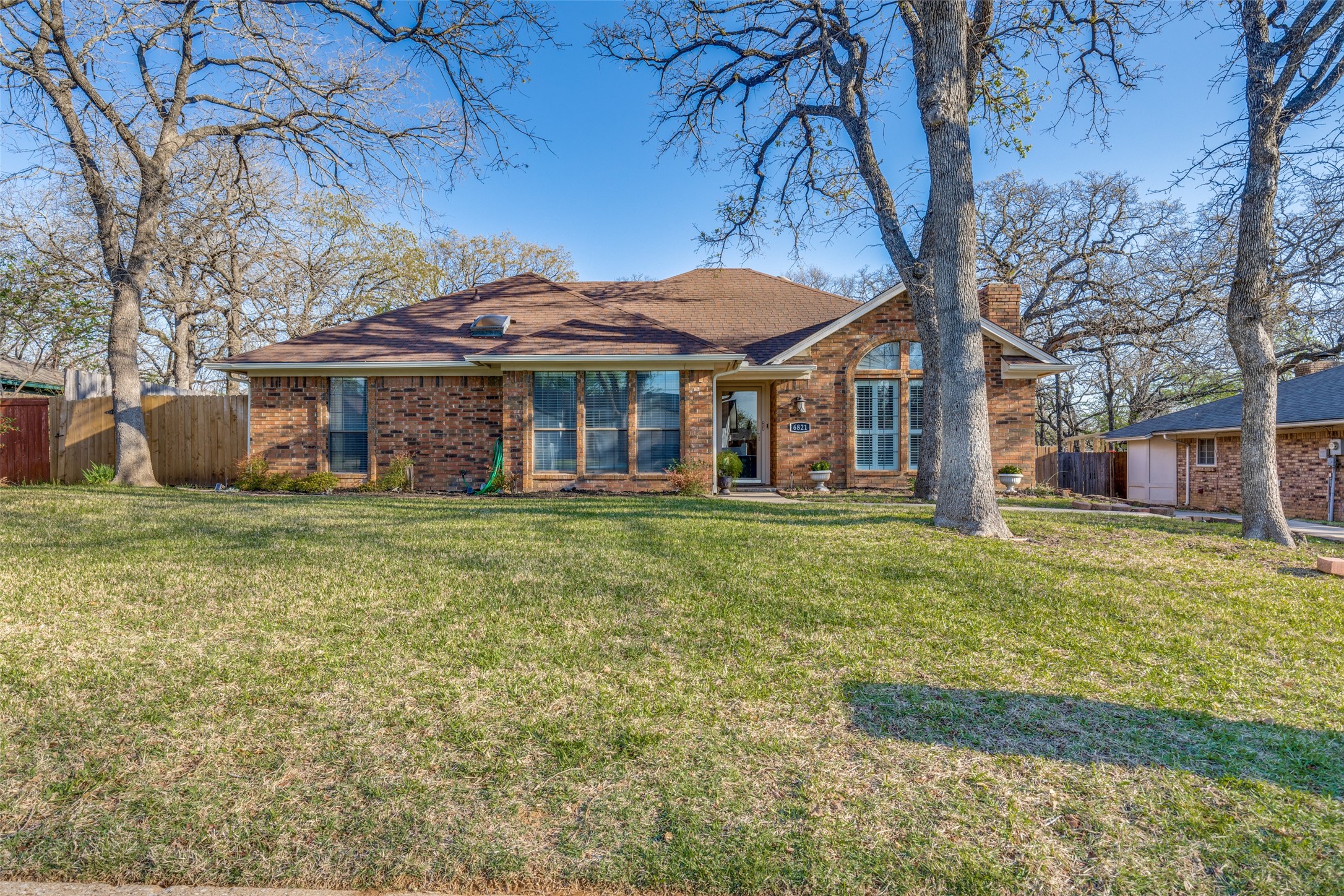 6821 Greenacres Drive North Richland Hills TX 76182