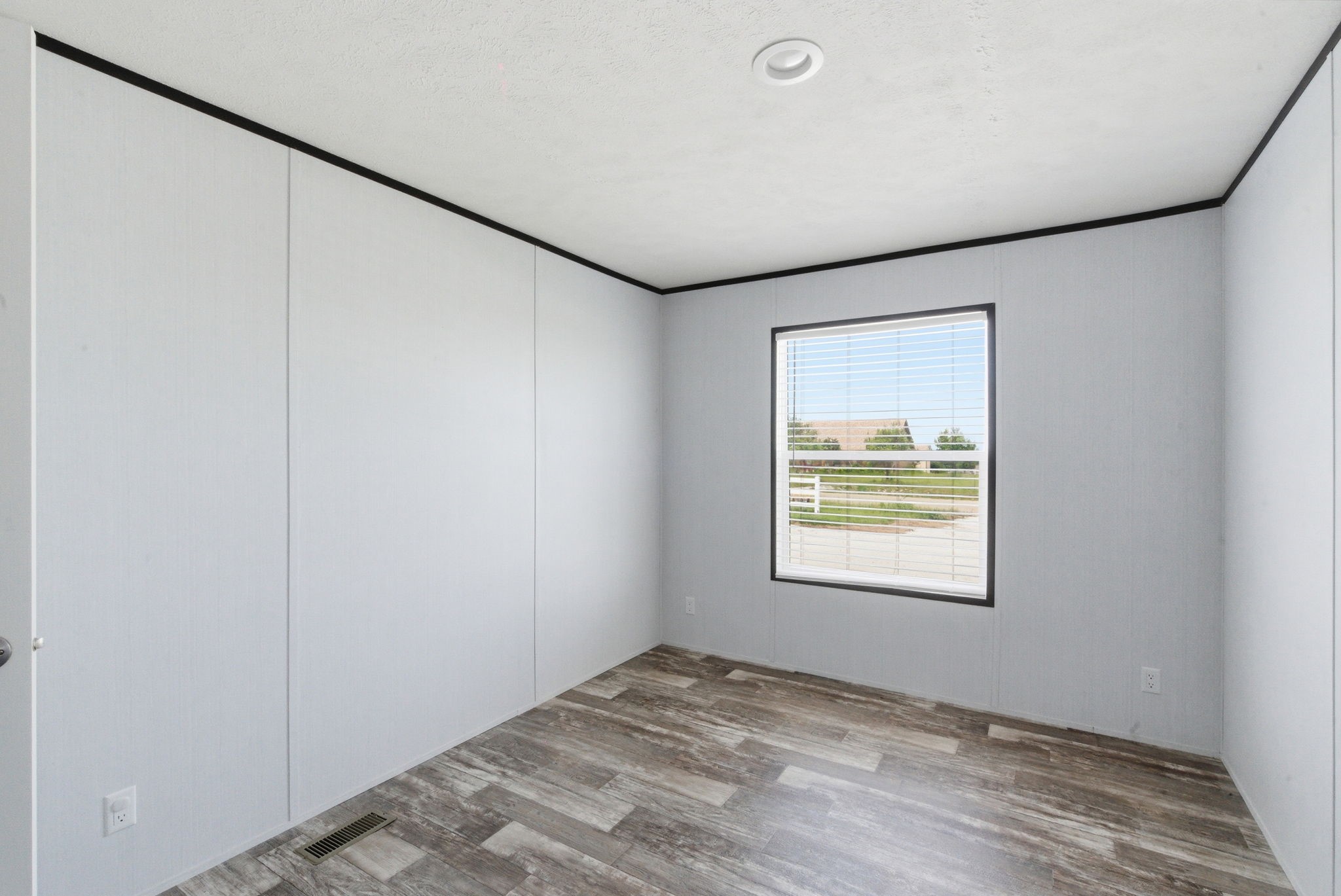 303 Mesa Ridge Decatur TX 76234