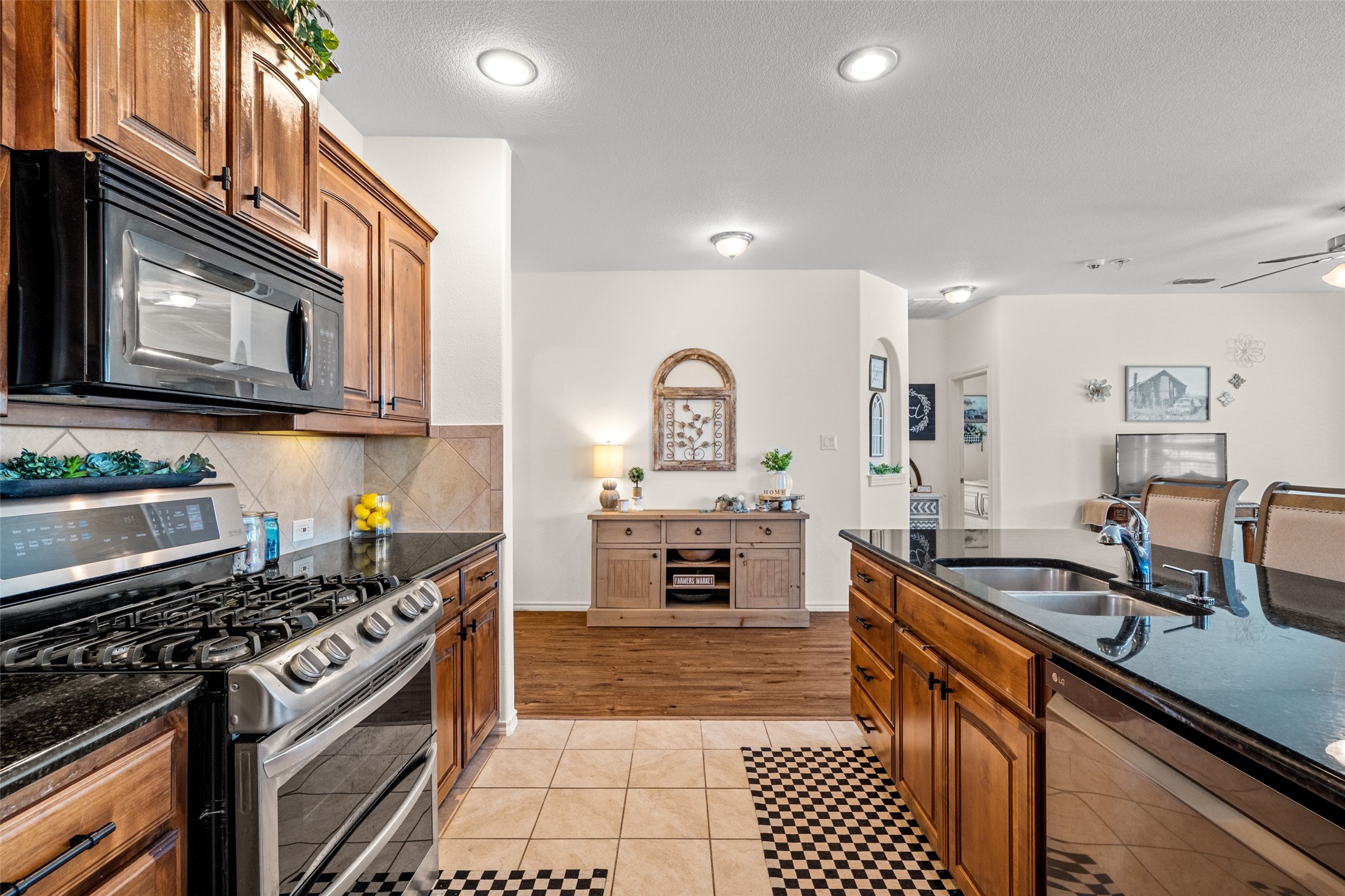 1737 Kachina Lodge Road Fort Worth TX 76131