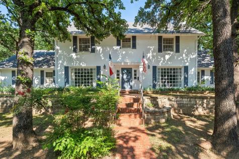 212 Mill Creek Drive Arlington TX 76010