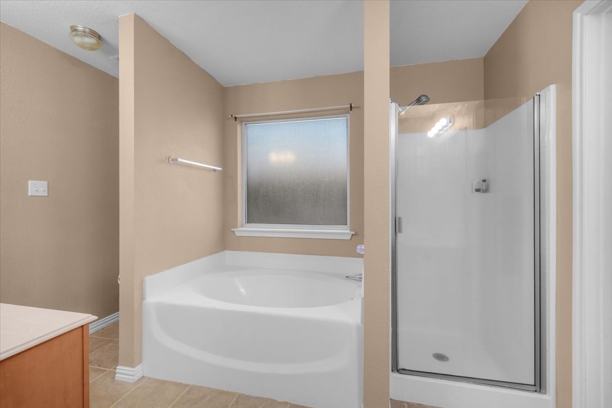 6926 Meadow Bend Drive Arlington TX 76002