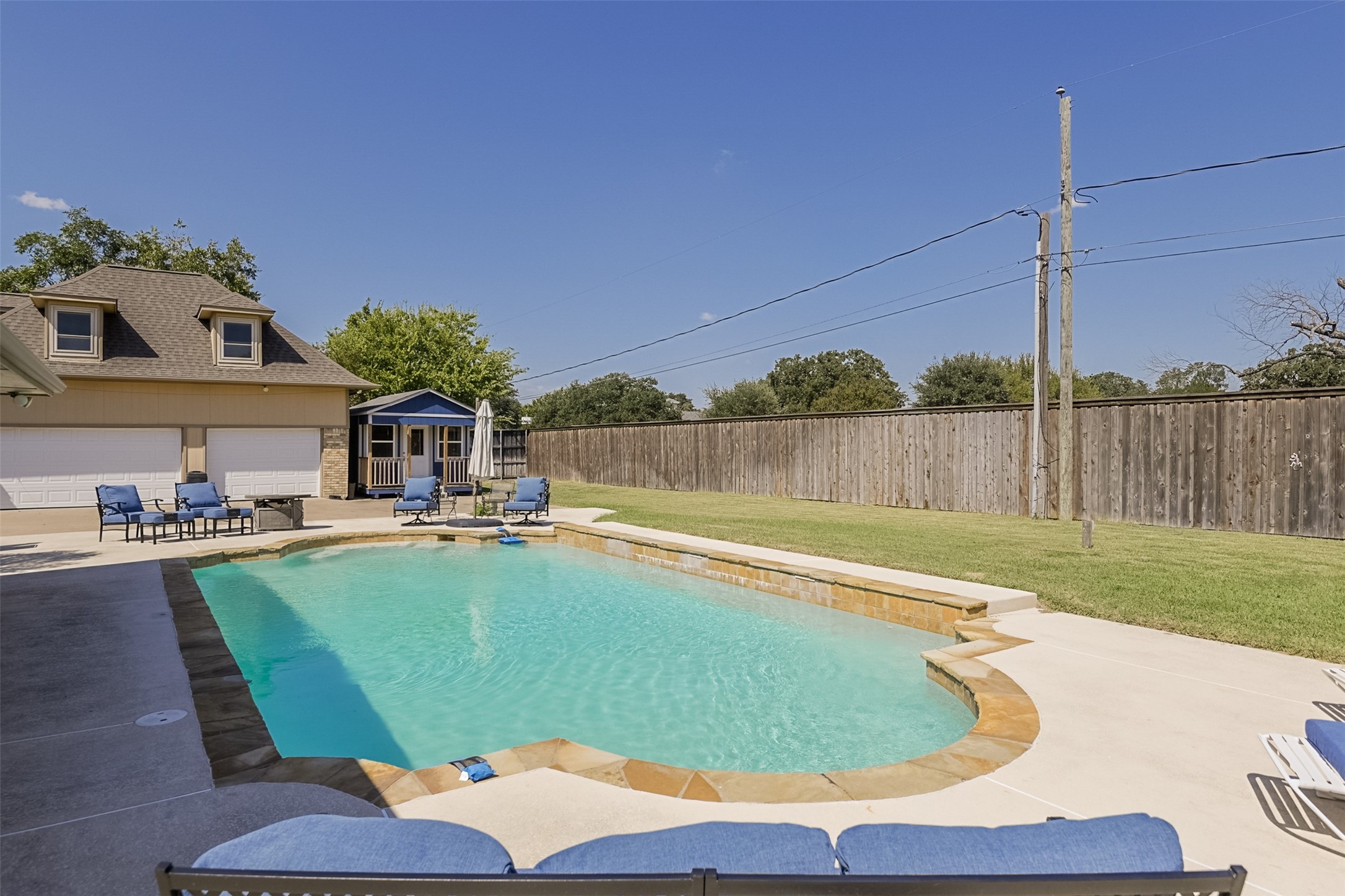 813 Shady Creek Drive Kennedale TX 76060