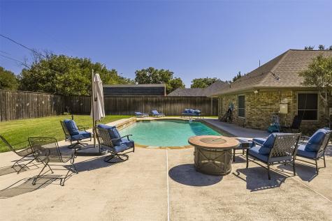 813 Shady Creek Drive Kennedale TX 76060